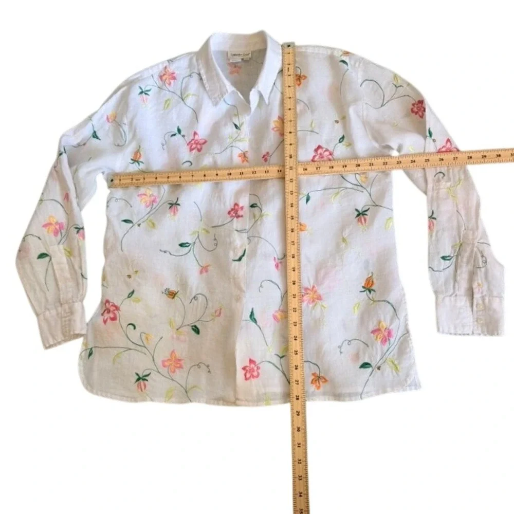 Coldwater Creek dainty embroidery